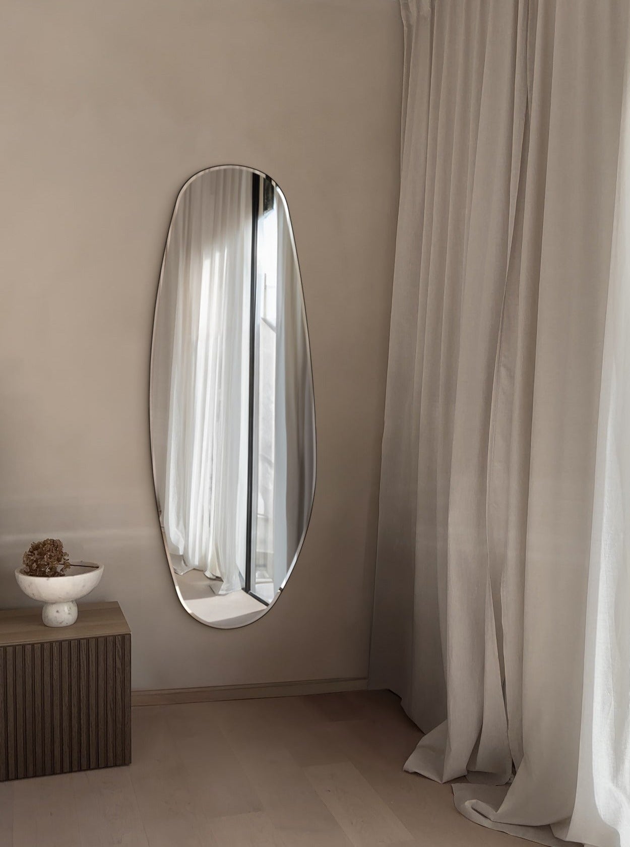 Opal Mirror Large | 150 x 55 cm